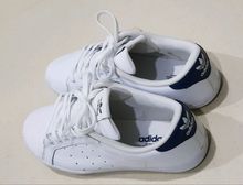 รองเท้ามือสอง Adidas แท้ สีขาว  รูปที่ 2