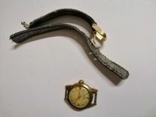 นาฬิกาข้อมือหญิงสไตล์วินเทจ Technos Swiss Women's Duroflex Incabloc จาก Swiss แปะทองคำแท้ 18k อายุกว่า 40ปี หน้าปัดทอง รูปที่ 1