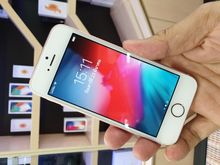 iPhone SE 32GB สีRoseGold ศูนย์ไทย รูปที่ 1