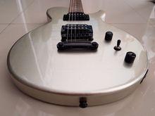 กีต้าร์ไฟฟ้า Dean Evo XM Solid Body Electric Guitar Satin  สภาพใหม่ๆ  รูปที่ 7