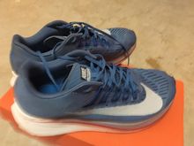 nike zoom fly รูปที่ 1