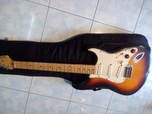 กีต้าร์ไฟฟ้า Fender Standard Stratocaster Mexico 2004 SSS สี SunBurst สีเดิม ไม้แห้ง เสียงออกเต็ม ลดเหลือ 16,000 (มารับเองลดได้) รูปที่ 9