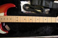 ขายด่วน Fender American Deluxe - Stratocaster (Rosewood Fingerboard, Sunset Metallic) รูปที่ 2