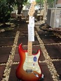 ขายด่วน Fender American Deluxe - Stratocaster (Rosewood Fingerboard, Sunset Metallic) รูปที่ 6
