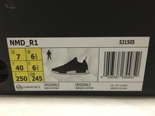 รองเท้า adidas NMD R1 รูปที่ 2