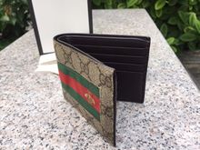 Gucci GG Web Supreme canvas Monogram Embroidered Bee Motif wallet รูปที่ 6