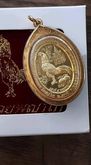 เหรียญหลวงพ่อรวย "รุ่นเสาร์ ๕ รวยพญาไก่"
เนื้อทองคำ สร้างเพียง ๑,๗๓๙เหรียญ รูปที่ 3