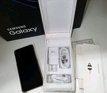 samsung​ Galaxy A8 (2018) รูปที่ 2