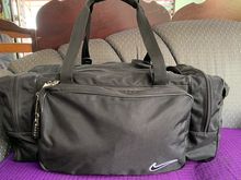 กระเป๋าเดินทางใบใหญ่ Nike  รูปที่ 2