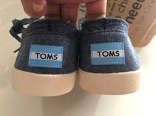 รองเท้า TOMS ไซส์ EU40.5, US8 มือหนึ่ง รูปที่ 3