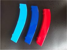 แถบ กระจังหน้า 3 สี M3 M5 เลนส์ไฟหน้า BMW F30 F10 รุ่น 320i 320d 520d 523i 530i สปอยเลอร์ F30 รูปที่ 9