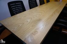 โต๊ะประชุมไม้ Co-working ไม้แอชเนื้อแข็ง ติดตั้งปลั๊กเพิ่มได้ ราคาโรงงานผลิต นั่งด้วยกันทำงานไม่เหงาดีนะคะ รูปที่ 4