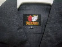 เสื้อเชิ้ตแขนยาว ผ้าลายก้างปลา แบรนด์ bigbros สีเทาอมดำ รูปที่ 2