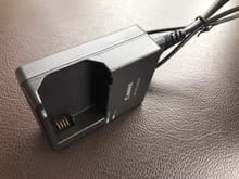 แท่นชาร์จ Battery LC E8C และ LC E8E สำหรับBattery LP E8 กล้อง EOS 550D 600D 650D 700D Rebel T2i T3i T4i T5i Kiss X4 X5 X6i รูปที่ 4