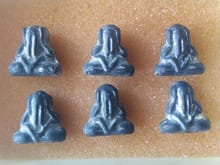 พระปิดตาแซยิด เนื้อตะกั่ว รุ่นแรกล.พ.สำราญ วัดปากคลองมะขามเฒ่า ชัยนาท ล.พ.ได้นำมวลสารชนวนเก่าของล.ป.ศุข มาสร้างรุ่นนี้ครับ องค์ละ650บาท