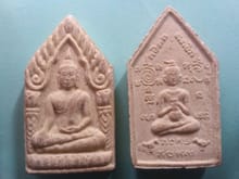 ขุนแผนเนื้อผงอมเหลือง หลังกุมารทองถือถุงทอง ล.พ.อั้น วัดโรงโค อุทัยธานี อ่านข้อมูลทางด้านพุทธคุณ แล้วรีบตัดสินใจ องค์ละ450บาท