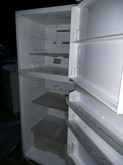 ตู้เย็น Mitsubishi 2 ประตู 13 คิว
ใช้ได้ปกติ 3,500บาท
 รูปที่ 7