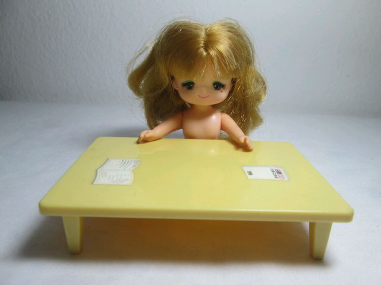 DOLL SOFA AND FURNITURE EIGHT PIECE COLLECTION รูปที่ 3