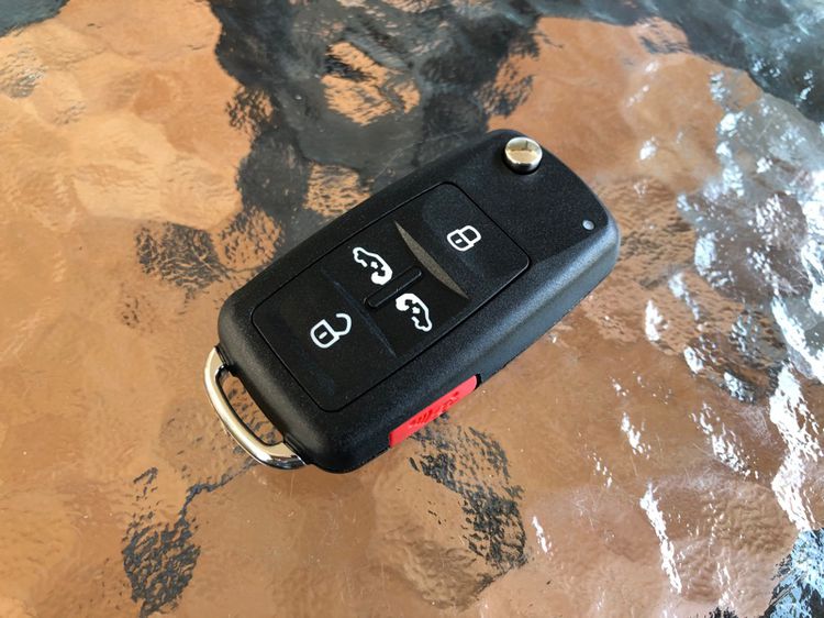 กรอบกุญแจรีโมท โลโก้ VolkSwagen Caravelle Transporter 4 ปุ่ม 5 ปุ่ม กรอบRemote VW กรอบกุญแจ Caravelle ที่วางแก้ว T5 T5.1 T6 รูปที่ 9