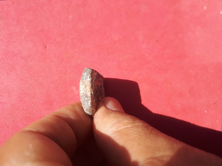 พระสมเด็จ พิมพ์โบราณ ยุคต้น วัดระฆัง กทม. ปี 24xx เนื้อผงพุทธคุณ ฝังกรุ มวลสารครบ จัด ละเอียด หลังเรียบ รูปทรงสวยแบบโบราณ บล็อคไม้สัก งดงามม รูปที่ 5