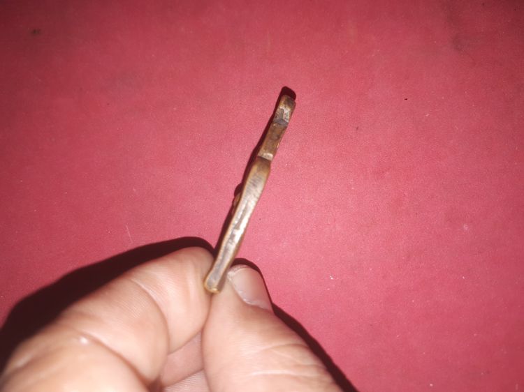 เหรียญแซยิด หลวงปู่รอด วัดบางน้ำวน สมุทรสาคร ปี 2477 เนื้อทองผสม ผิวเดิม สภาพสวย สมบูรณ์ แท้ หายากมากๆ จุดตำหนิคือ เดือยตัดต้องเป็นสามเหลี่ย รูปที่ 5