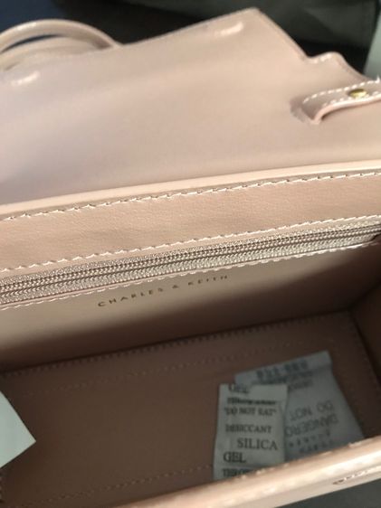 กระเป๋า Charles and Keith ของแท้ รูปที่ 8