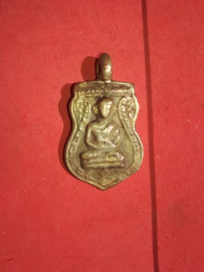 เหรียญเสมา หล่อโบราณ ลพ.ไปล่ วัดกำแพง บางขุนเทียน กทม. พิมพ์ใหญ่ หูขวาง ปี2478 เนื้อโลหะผสม สีจืด ขนาดค่อนข้างใหญ่ สวยงาม คมชัด สภาพสวย เก่า รูปที่ 5