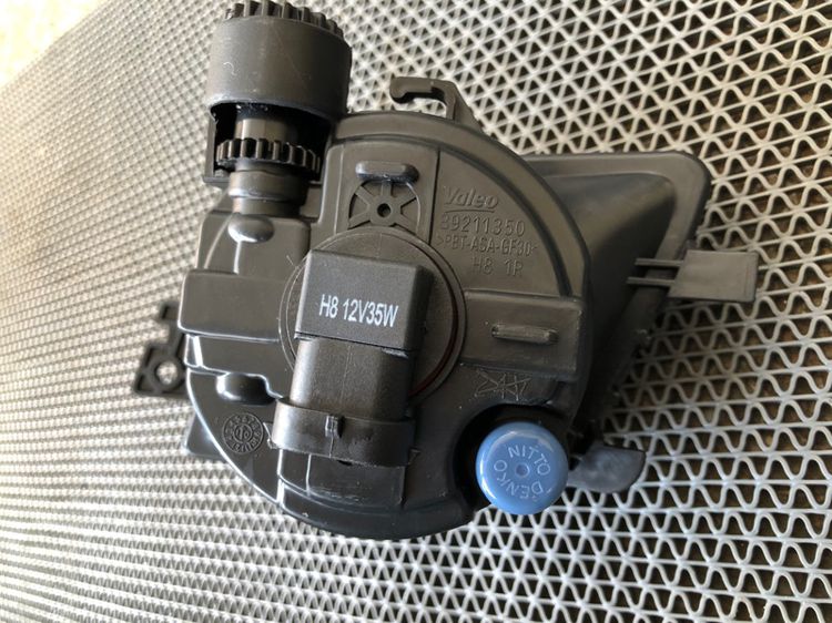 ไฟสปอร์ตไลท์ ไฟตัดหมอก เลนส์ไฟหน้า BMW F10 F11  520D 523i 528i 530i F01 F02 730LD 730Li 740Li รูปที่ 10