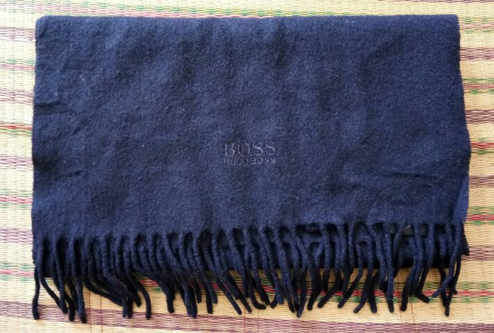 Boss Hugo Boss scarf made in Germany  รูปที่ 1
