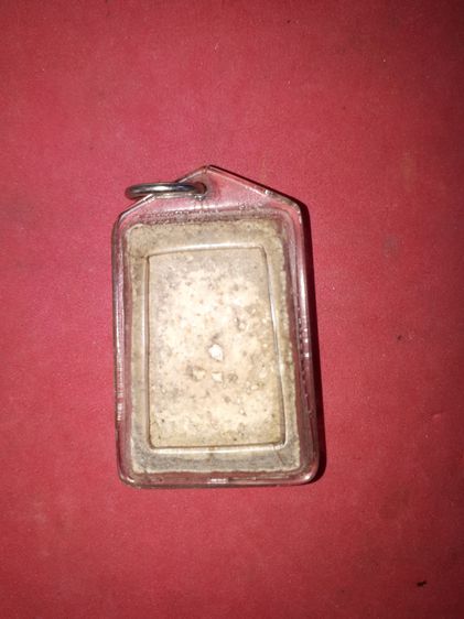 พระสมเด็จ วัดระฆัง พิมพ์ใหญ่ หลวงวิจาร์ณ กทม. ปี 24xx เนื้อผงพุทธคุณ มวลสารครบ จัด ละเอียด ขนาดเล็ก บาง หลังเรียบ มีเนื้อผง 3 ก้อน รูปทรงสวย รูปที่ 2