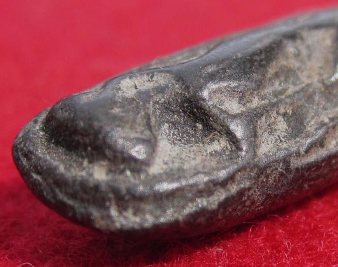 พระลีลาเม็ดขนุนกำแพงเขย่ง กรุทุ่งเศรษฐี  กำแพงเพชร   P 46 รูปที่ 8