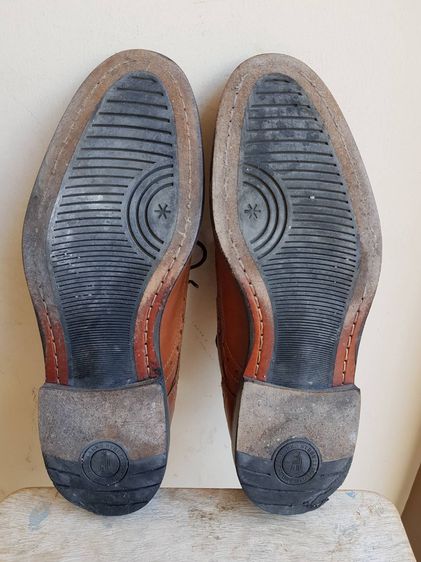 รองเท้าหนังสีน้ำตาลอ่อนสุดคลาสสิค Clarks Wing Tip งาน Made in Vietnam หนังหนานุ่ม สวมใส่สบาย น้ำหนักเบา ขนาดตามป้าย 8US หรือ 41 EUR รูปที่ 10