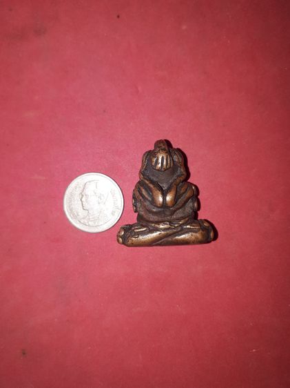 พระปิดตา อาจารย์เฒ่า เนื้อทองแดงเถื่อน ดอกจัน 2 ดอก สายเขาอ้อ พัทลุง รูปทรงสวยงาม มีเอกลักษณ์ แท้ดูง่าย หายาก รูปที่ 7