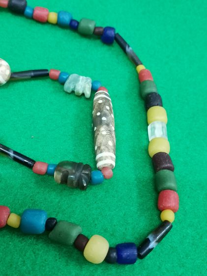 (บ.7) สร้อยคอลูกปัดเก่า รูปที่ 2