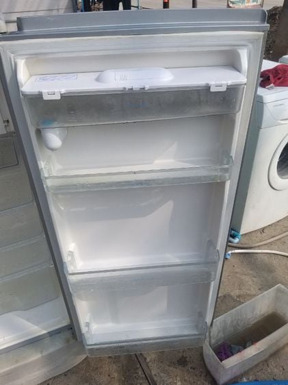 ขายๆๆ
ขายตู้เย็น Hitachi 6คิว หน้าตู้เย็นมีที่กดน้ำเย็นอีกด้วย สวยๆวิบวับๆ
สนนราคาขายที่ 2,300 บาทไทย

สินค้าใช้งานได้ปกติรับประกัน 1 เดือน
 รูปที่ 5