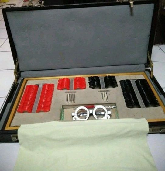 บริการตรวจวัดสายตาประกอบแว่นนอกสถานที่ครับ รูปที่ 3