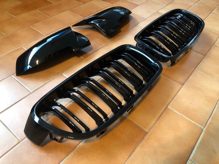 ชุดแต่ง BMW F30 กระจังหน้า M3 ครอบกระจกข้าง M3 สปอยเลอร์หลัง M4 รูปที่ 2