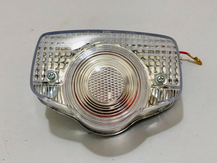 ไฟท้ายมอเตอร์ไซดซี 70 สีแดง สีใส รูปที่ 2