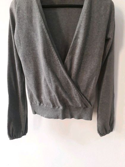 ส่งต่อเสื้อนิต สีเทา SEED ไซส์ 4 รูปที่ 2