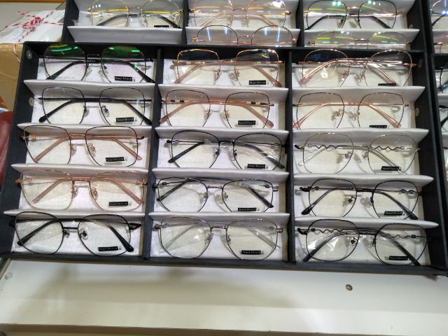 จำหน่ายกรอบแว่นตาครับ รูปที่ 2