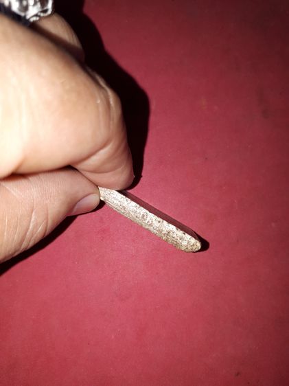 พระสมเด็จ วัดระฆัง พิมพ์ใหญ่ กทม. ปี 24xx เนื้อผงพุทธคุณ เนื้อเน่า เนื้อนี้หายยาก หลังเรียบ มีลอยนิ้วโป้งของหลวงปู่กดประทับไว้ ขอบแตกลาน ไม่ รูปที่ 4