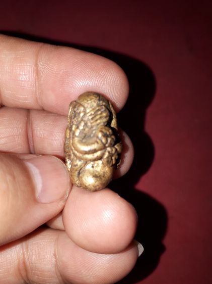 พระปิดตา ดอกจัน 4 ดอก สายใต้ เนื้อทองผสม ผิวพรุน แห้ง รูปทรงสวยงาม มีเอกลักษณ์ เก่า แท้ดูง่าย หายาก รูปที่ 3