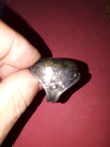 แหวนเงินแท้ เทอร์คอยซ์ เม็ดกลมรี หลากหลายสี เหลือบแสง ขนาดใหญ่ สวย เก่า หินแท้ เป็นธรรมชาติ แหวนเป็นของเก่าโบราณ ตัวแหวนเป็นเงินหนา แกะลาย ส รูปที่ 5