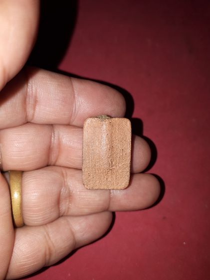 ลพ.ปาน วัดบางนมโค พิมพ์ขี่นก ผงเต็ม หลังเรียบ ตำหนิครบ เนื้อดิน จัด แห้ง นวลตา ไม่แข็งกระด้าง ผิวเดิมๆ เก่าตามธรรมชาติ เป็นพระเก่าเก็บ สภาพเ รูปที่ 8