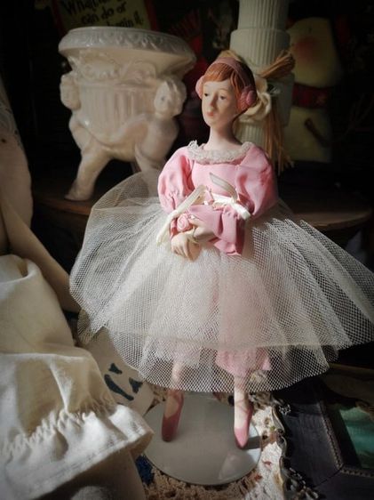 Porcelain Doll เซ็ทตุ๊กตากระเบื้อง 3สาวน้อยนักบัลเล่ต์ ขายยกเซ็ทไม่แยก รูปที่ 4