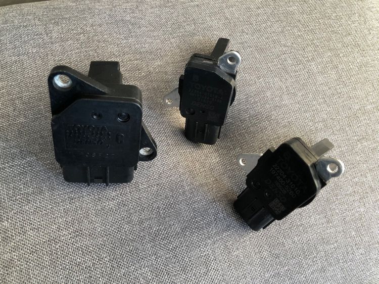 AirFlow Toyota Lexus DENSO มี 3 รุ่น 2220422010  222040T010 2220431010 2220431020 รูปที่ 3