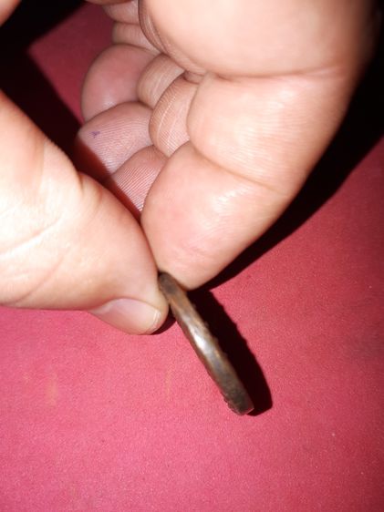 เหรียญหล่อ เนื้อทองผสม ตอกโค็ต ย้อนยุคหลวงพ่อพ่วง วัดกก สร้างปี 2539 พิธีใหญ่ พระเกจิแห่งยุคร่วมเสก แบบกลม สวย สมบูรณ์ แท้ เก่า หายากมาก เหร รูปที่ 3