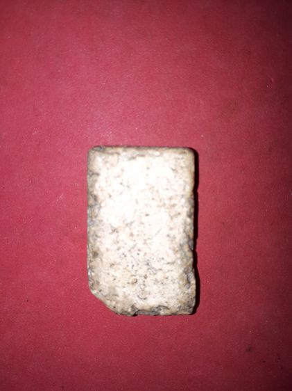 พระสมเด็จ วัดระฆัง พิมพ์ใหญ่ กทม. ปี 24xx เนื้อผงพุทธคุณ ขึ้นฝ่าขาว เนื้อนี้หายาก หลังเรียบ อย่างสวย มวลสารครบ จัด ละเอียด รูปทรงสวย งดงาม ข รูปที่ 2