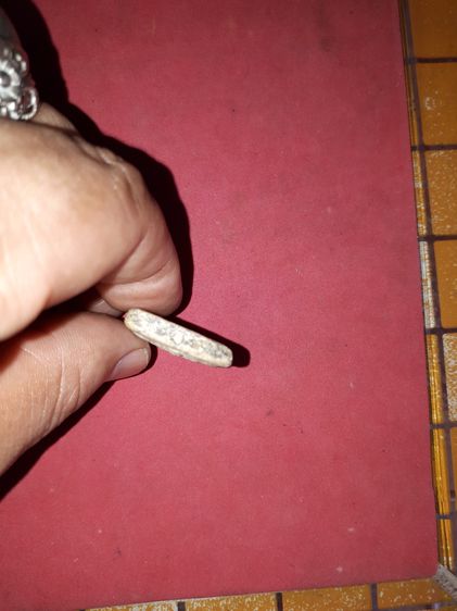 พระสมเด็จ วัดระฆัง พิมพ์ใหญ่ กทม. ปี 24xx เนื้อผงพุทธคุณ ขึ้นฝ่าขาว เนื้อนี้หายาก หลังเรียบ อย่างสวย มวลสารครบ จัด ละเอียด รูปทรงสวย งดงาม ข รูปที่ 6