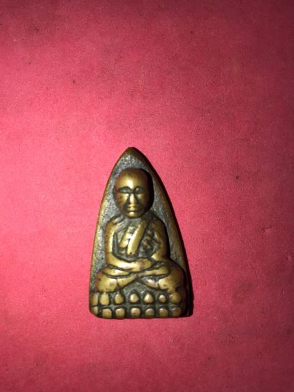 หลวงพ่อทวด วัดช้างให้ หลังเตารีด พิมพ์เมฆพัตร เข่าตุ่ม ปี 2505 เนื้อโลหะผสมวรรณเหลือง สวยๆ คมๆ มีคราบดินเบ้า สร้างน้อย เก่า สภาพใช้ เดิมๆ แป รูปที่ 6